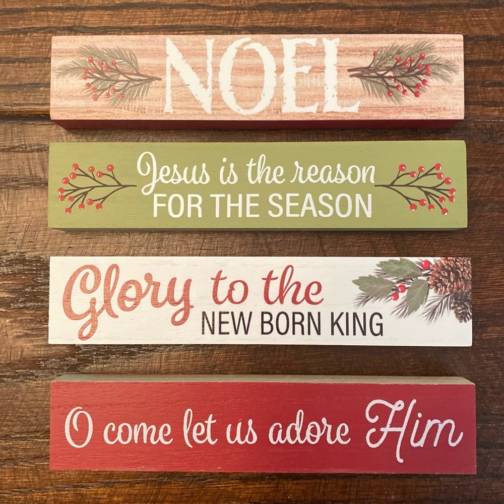 Christmas Tier Tray Decor Set Of 4, Noel Sign, Glory To The New Born King Sign